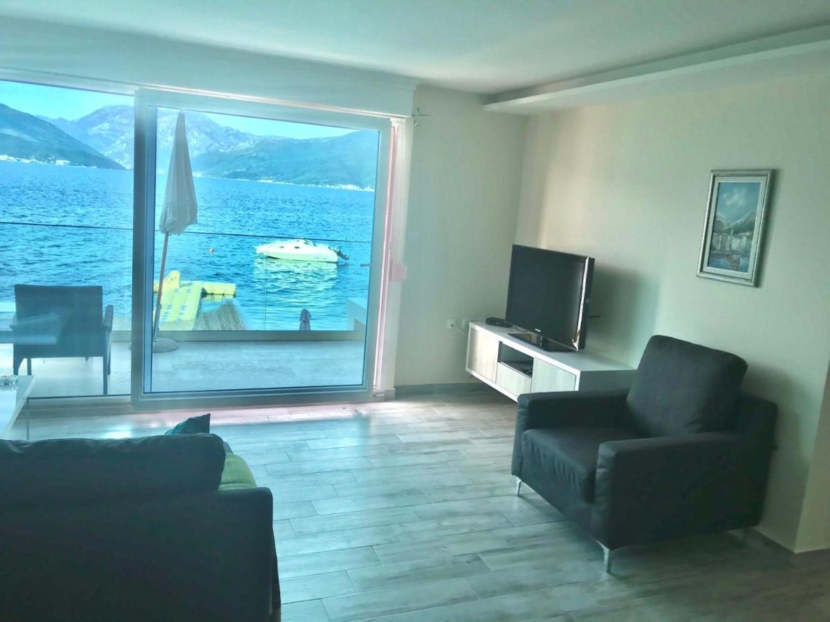 Lux Apartments Krasići Esterno foto