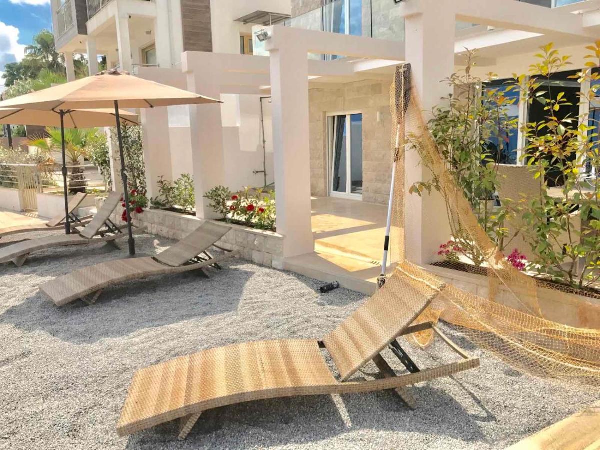 Lux Apartments Krasići Esterno foto