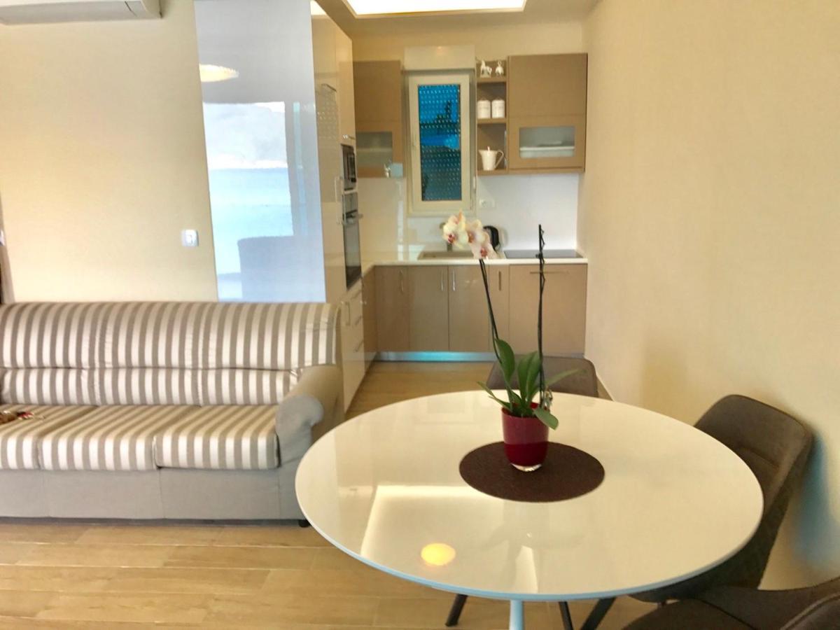 Lux Apartments Krasići Esterno foto