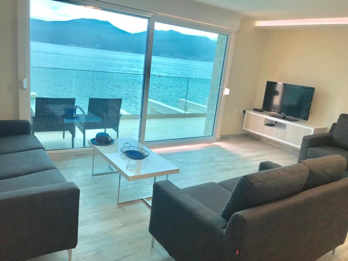 Lux Apartments Krasići Esterno foto
